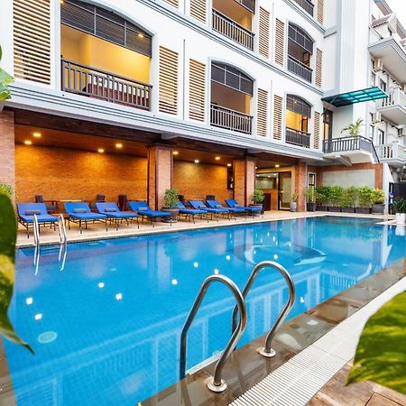 Blanc Smith Hotel Siem Reap Exterior photo