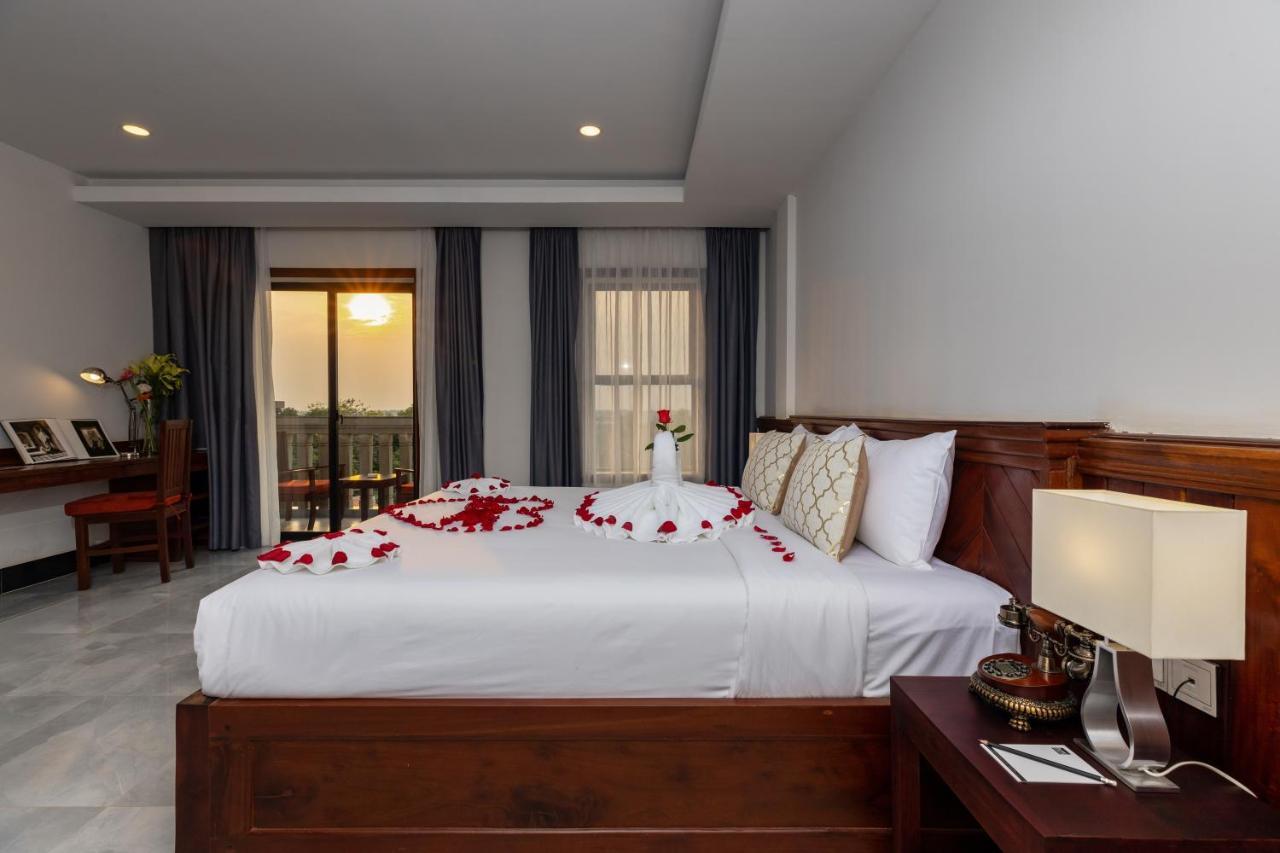 Blanc Smith Hotel Siem Reap Exterior photo