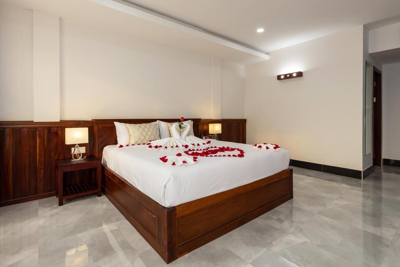Blanc Smith Hotel Siem Reap Exterior photo