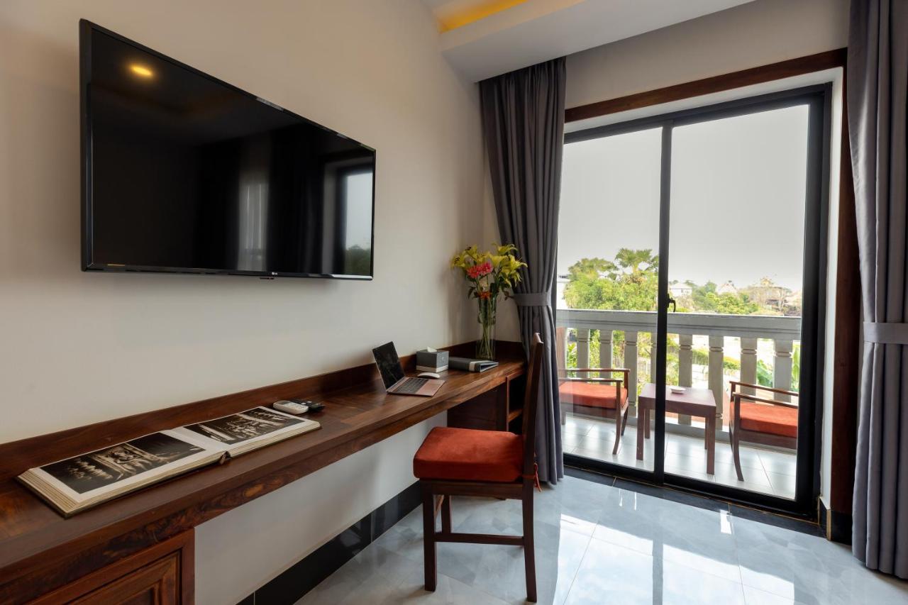 Blanc Smith Hotel Siem Reap Exterior photo